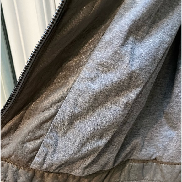 Sassy petite gray lambskin moto jacket - Picture 2 of 6